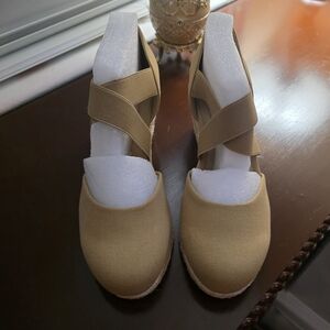 Easy Street Tan Espadrille Women's Shoes